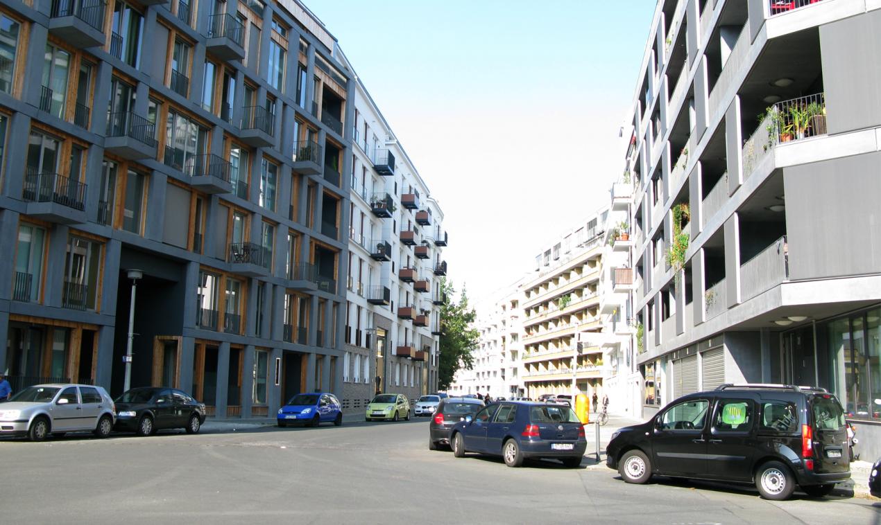 New residential quarter bordering with Kreuzberg. Photo © Petra Havelska